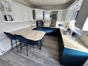Kitchen- click for photo gallery